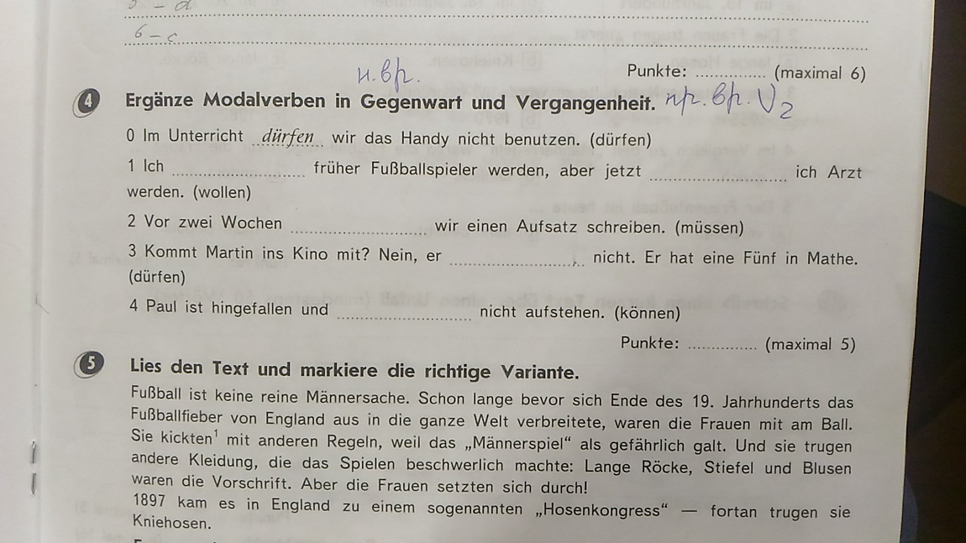 Die variante. Lies den text und Markiere die richtige Variante ответы. Ergänze Modalverben in Gegenwart und Vergangenheit ответы. D ergänze müssen dürfen wollen und können in Gegenwart und Vergangenheit 8 класс. Немецкий язык Lies den text .Markiere die richtige Variante.