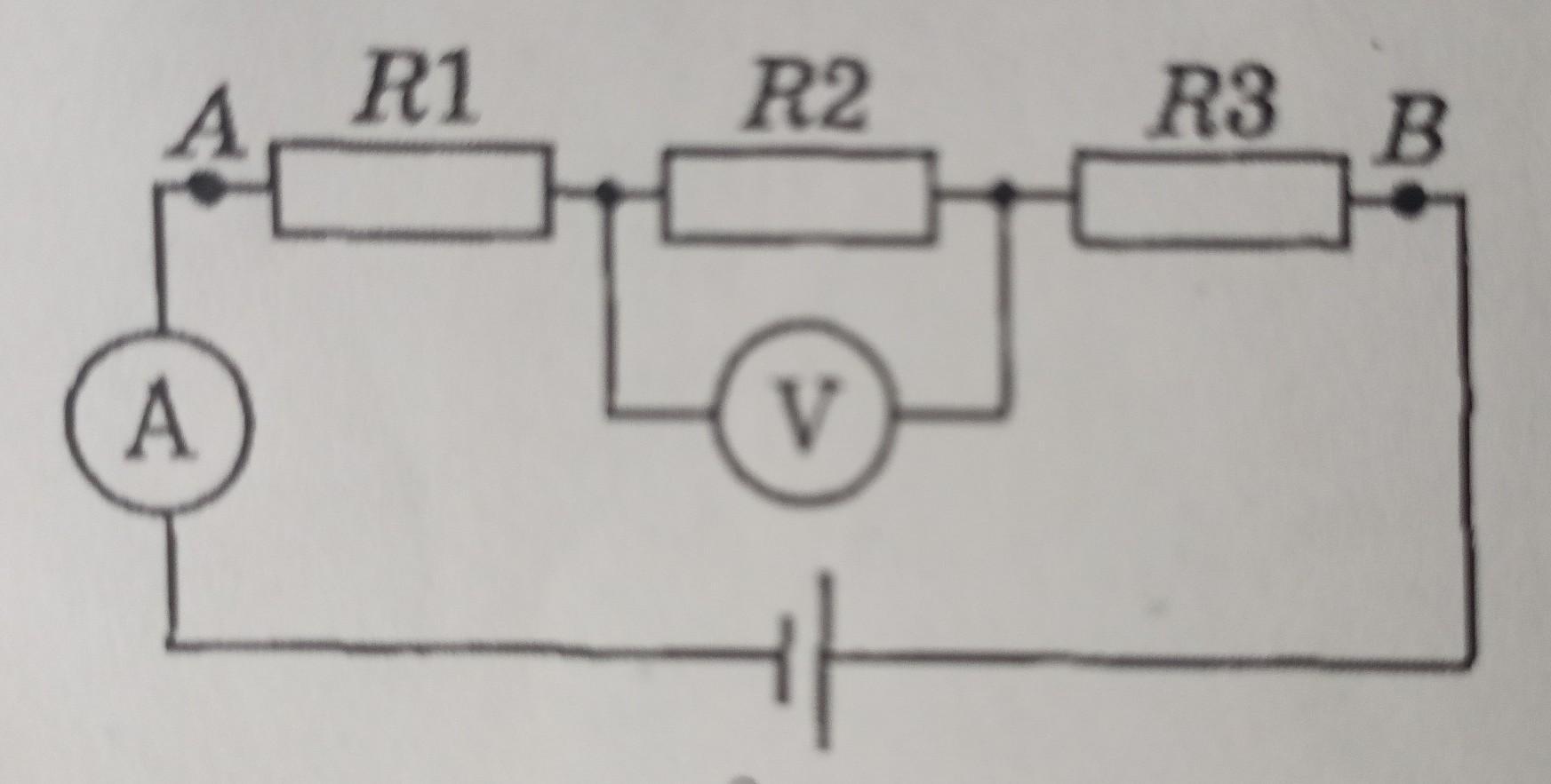 Изменение длины проводника включенного в цепь схема. Сопротивление 9 ом. Включены последовательно три проводника. Сопротивление по 4 ом каждое включены в цепь по схеме на рисунке 131. В цепь источника тока включены последовательно 3
