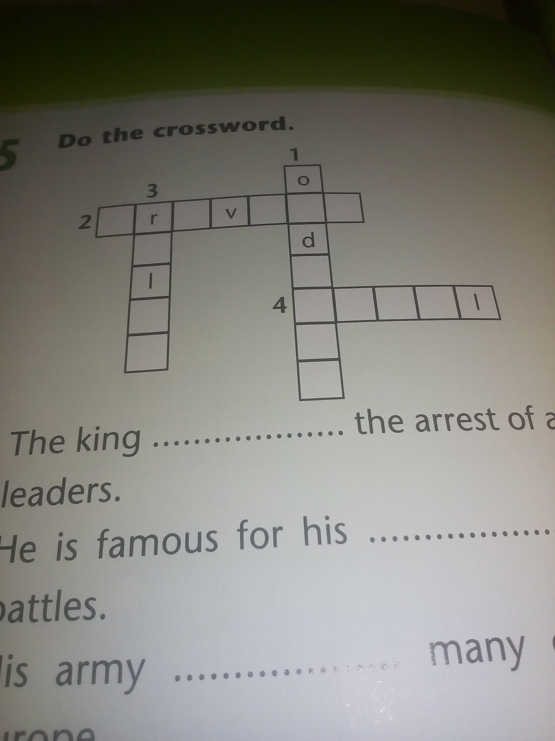 2 реши кроссворд. Кроссворд /doing the crossword. Кроссворд ученик. Do the crossword предметы 2 класс. Do the crossword. Решите кроссворд.